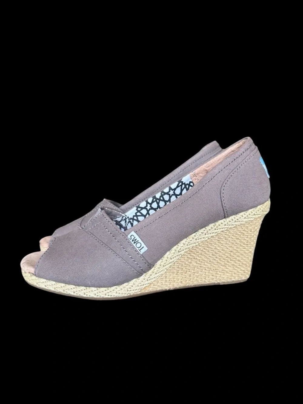 TOMS Calypso canvas, ladies wedge shoe excellent condition, 7 1/2